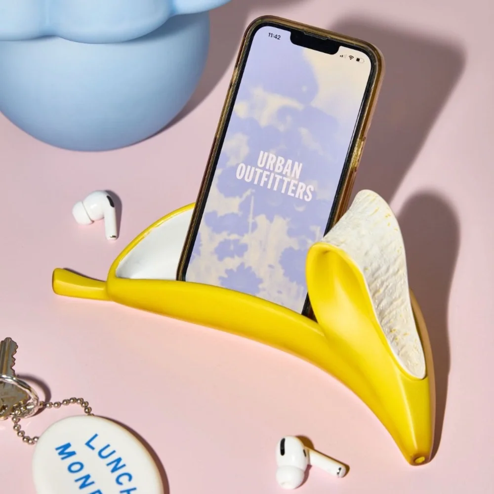 Banana Shaped Soap Dish - Picture 2 of 2